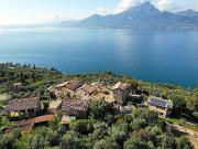 Rustico / Casale in vendita a Torri del Benaco VR