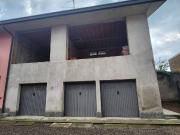 Rustico / Casale in vendita a Uboldo VA