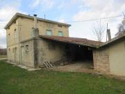 Rustico / Casale in vendita a Vallefoglia PU