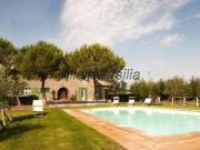 Rustico con giardino a Cortona