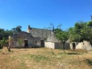 Rustico con giardino a Martina Franca