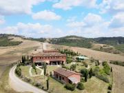 Rustico con giardino a Palaia