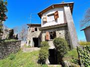 Rustico con giardino in località casella 6, Molazzana