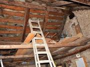 Rustico di 2 piani da rinnovare con terreno molto...