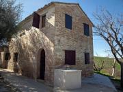 Rustico in affitto a Monsampietro Morico