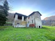Rustico in pietra con terreno 292m² Montechiaro d'Acqui