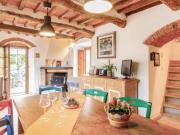 Rustico in vendita a Calci 180 mq Rif: 1353866