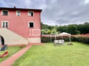 RUSTICO in VENDITA a CAPANNORI GRAGNANO di 5 vani