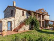 RUSTICO in VENDITA a CASTEL VISCARDO di 17 vani