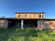Cascina in vendita a Cesena