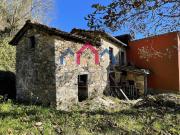 Rustico in vendita a Cune Borgo a Mozzano in Da...