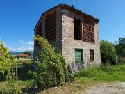 Rustico in vendita a Lammari Capannori in Da...