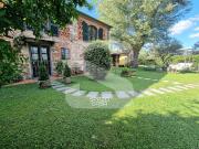 Rustico in vendita a Lucca via di Moriano, La Maulina...