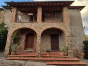 Rustico in vendita a Lucignano