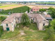 Rustico in vendita a Rimini
