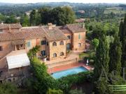 Rustico in vendita a Siena