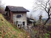 Rustico in vendita a Val Brembilla via 4 Novembre