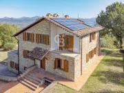 Rustico/Casale/Corte in vendita a Gubbio 500m² Gubbio