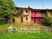 Rustico/casale/corte in vendita a Bagnolo Piemonte via...