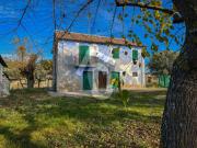 Rustico/casale/corte in vendita a Belvedere Ostrense,...