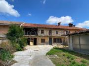 Rustico/casale/corte in vendita a Carmagnola via Cascine...