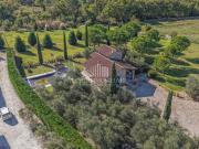 Rustico/casale/corte in vendita a Castiglione del Lago