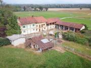 Rustico/casale/corte in vendita a Cerrione