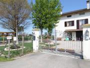 Rustico/casale/corte in vendita a Correggio via Nespolo,...