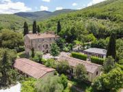Rustico/casale/corte in vendita a Cortona