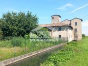 Rustico/casale/corte in vendita a Dovera vicolo Torchio
