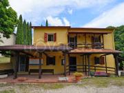 Rustico/casale/corte in vendita a Fara in Sabina via...