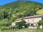 Rustico/casale/corte in vendita a Genga