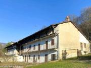 Rustico/casale/corte in vendita a Palazzo Canavese