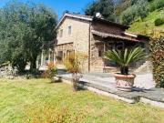 Rustico/casale/corte in vendita a Pescaglia