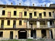 Rustico/casale/corte in vendita a Seregno via Giuseppe...