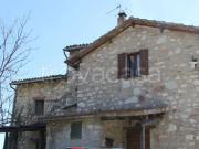 Rustico/casale/corte in vendita a Spoleto