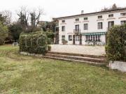 Rustico/casale/corte in vendita ad Altavilla Vicentina