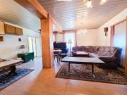 Rustikales Bauernhaus mit Charme wartet auf Ihre Ideen!