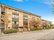 Ruth Bagnall Court, Cambridge. Studio for sale £200,000
