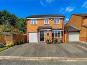 Rutland Drive, Tamworth, Staffordshire B78, 4 bed...
