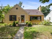 S Genesee Dr, Lansing, Home For Sale