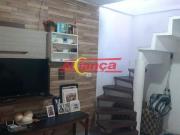 São duas casas com a garagem bem grande!