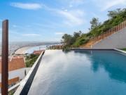 São Martinho T3 2º andar com terraço, piscina e jacuzzi...