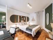 Sabah 2 bedrooms in Paradis / Petites Écuries, Paris...