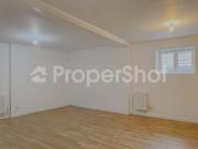 Saint Denis Porte de Paris studio de 36 m² refait à neuf