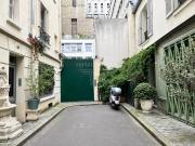 SAINT GERMAIN DES PRÉS: STUDIO 21 m²