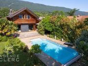 Saint Jorioz, villa d'architecte proche du village