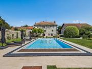 Saint julien en genevois somptueux château du xviᵉ...