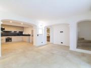 SAINT LAURENT CORNICHE FAHNESTOCK