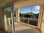 Saint Laurent du var Beau deux pièces avec terrasse, vue...